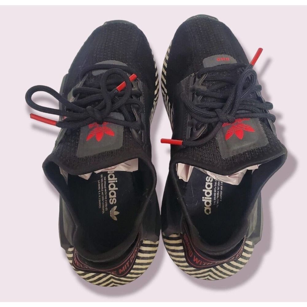 Adidas NMD_R1 V2 SHOES 4 1/2 Black-Red-White Very Good Condition Art FY2107 - Picture 6 of 8